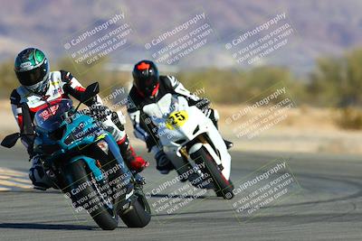 media/Jan-09-2022-SoCal Trackdays (Sun) [[2b1fec8404]]/Turn 14 (10am)/